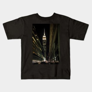 Empire State Building by Night, Manhattan, NYC Kids T-Shirt